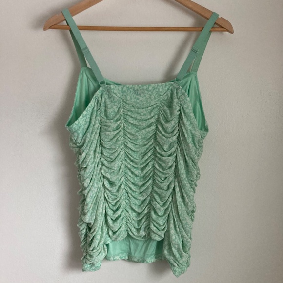 New Torrid women’s tank top - Picture 3 of 6